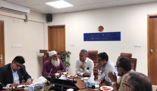 ঢাকা-কুমিল্লা সরাসরি রেললাইন চালুর বিষয়ে মন্ত্রণালয়ে এমপি মনিরুল হক চৌধুরীর বৈঠক